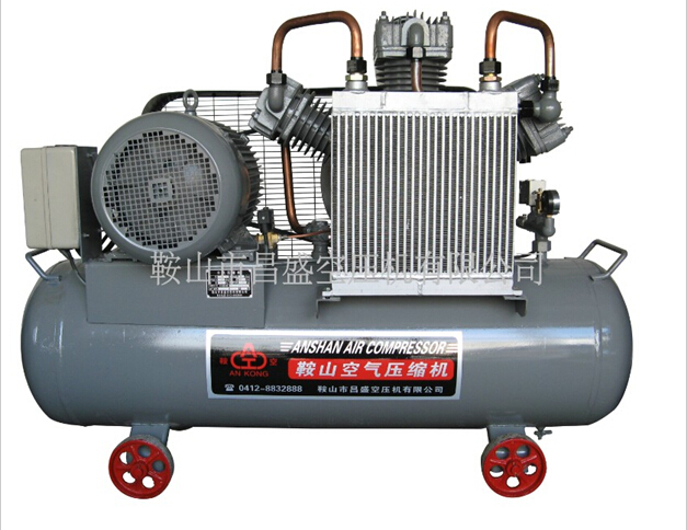 （中高壓無油空壓機）結構緊湊、維修方便。